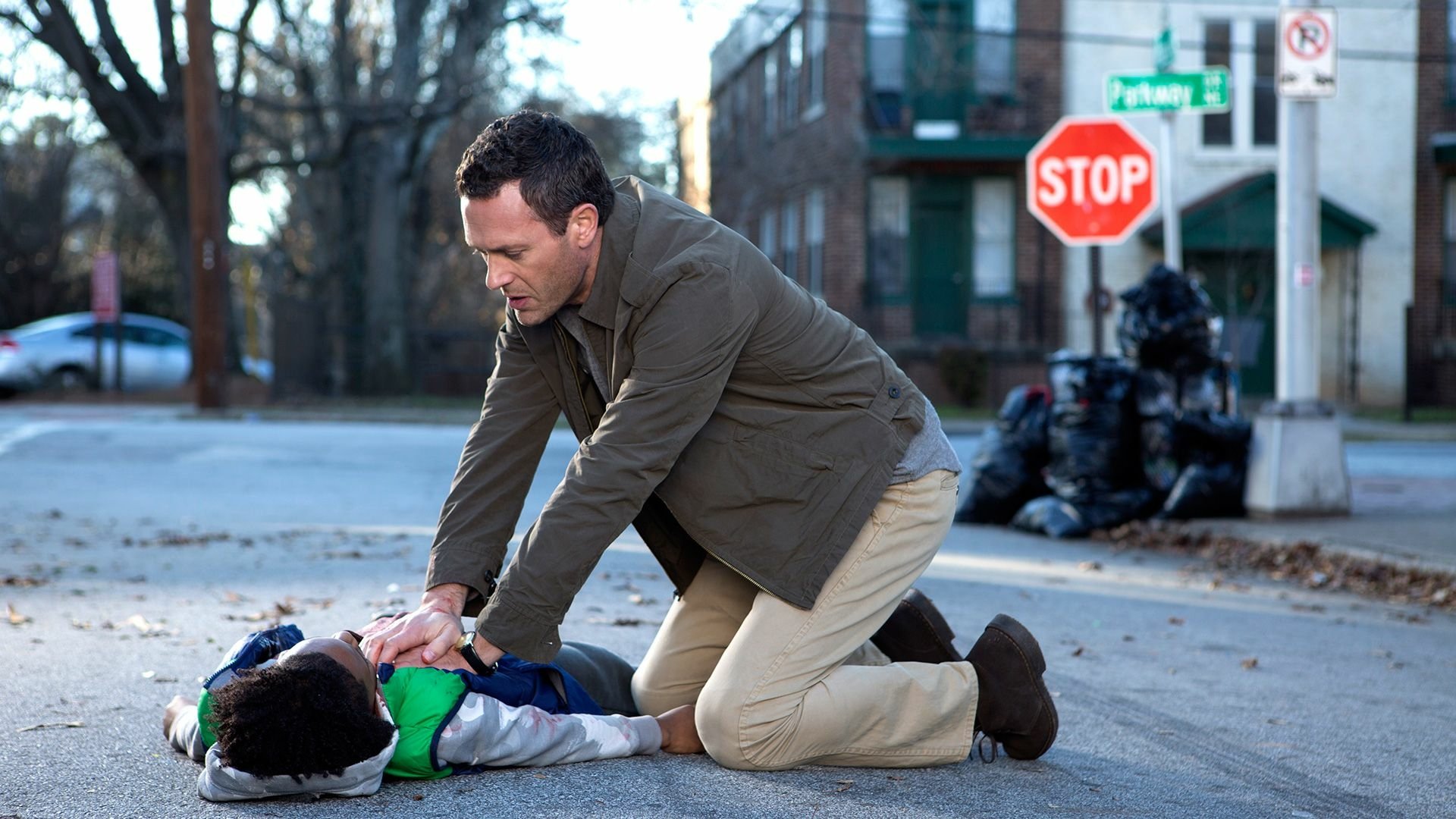 Download TV Show Complications HD Wallpaper