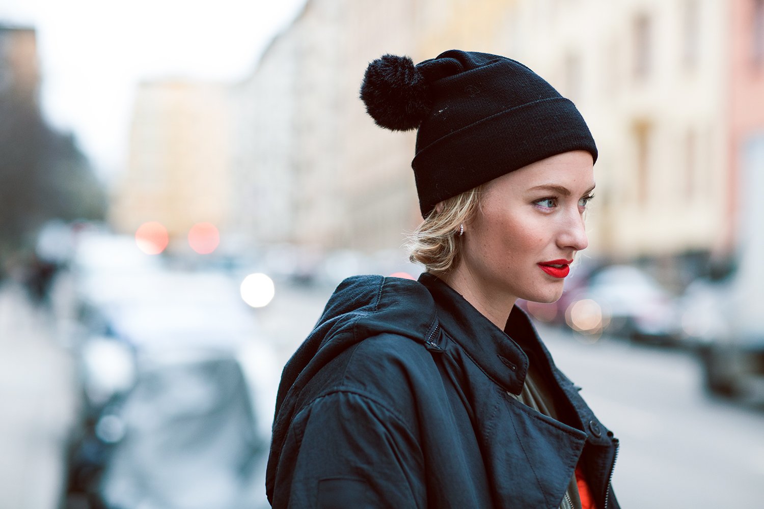 Download Woman Zanita Whittington Wallpaper