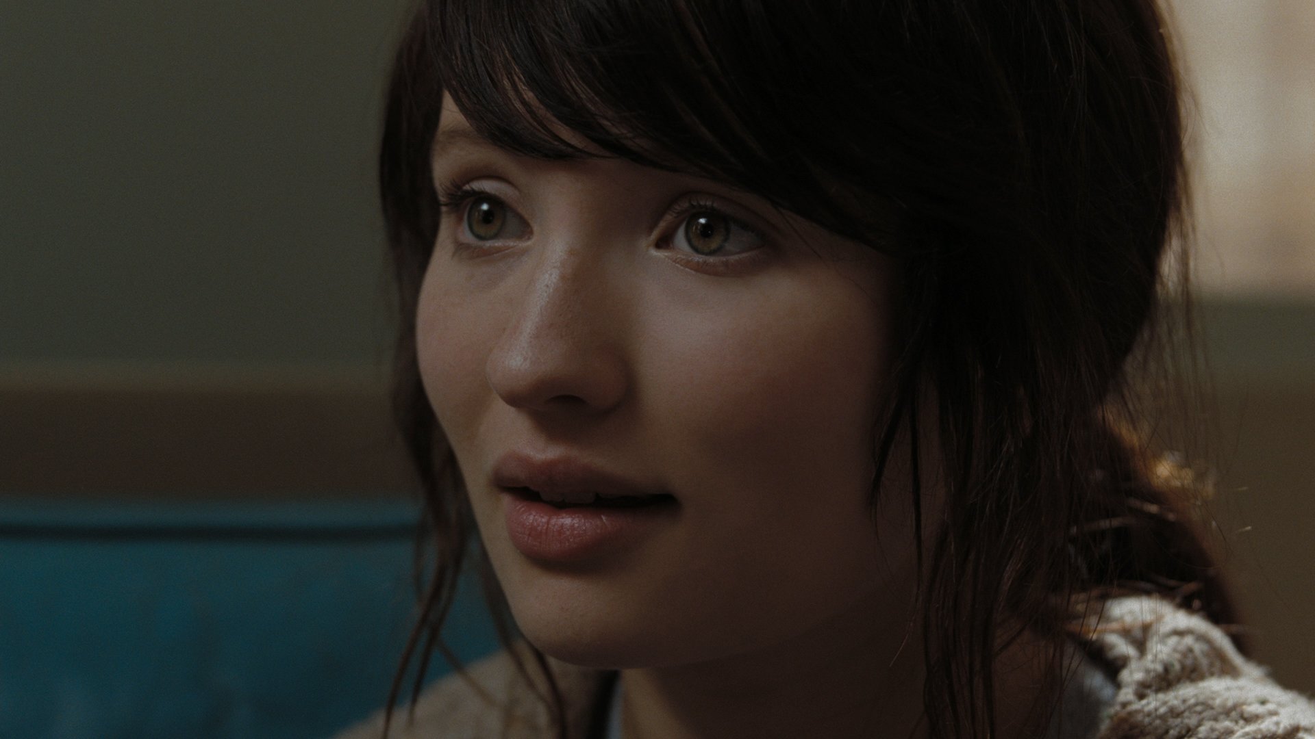 Download Emily Browning Movie The Uninvited HD Wallpaper