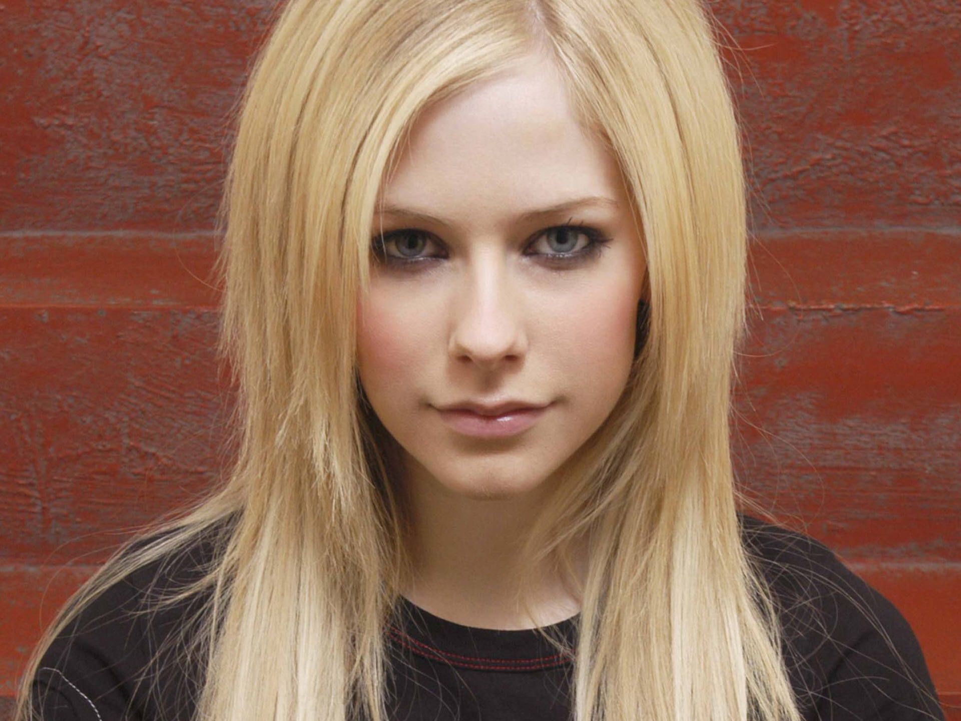 Music Avril Lavigne HD Wallpaper