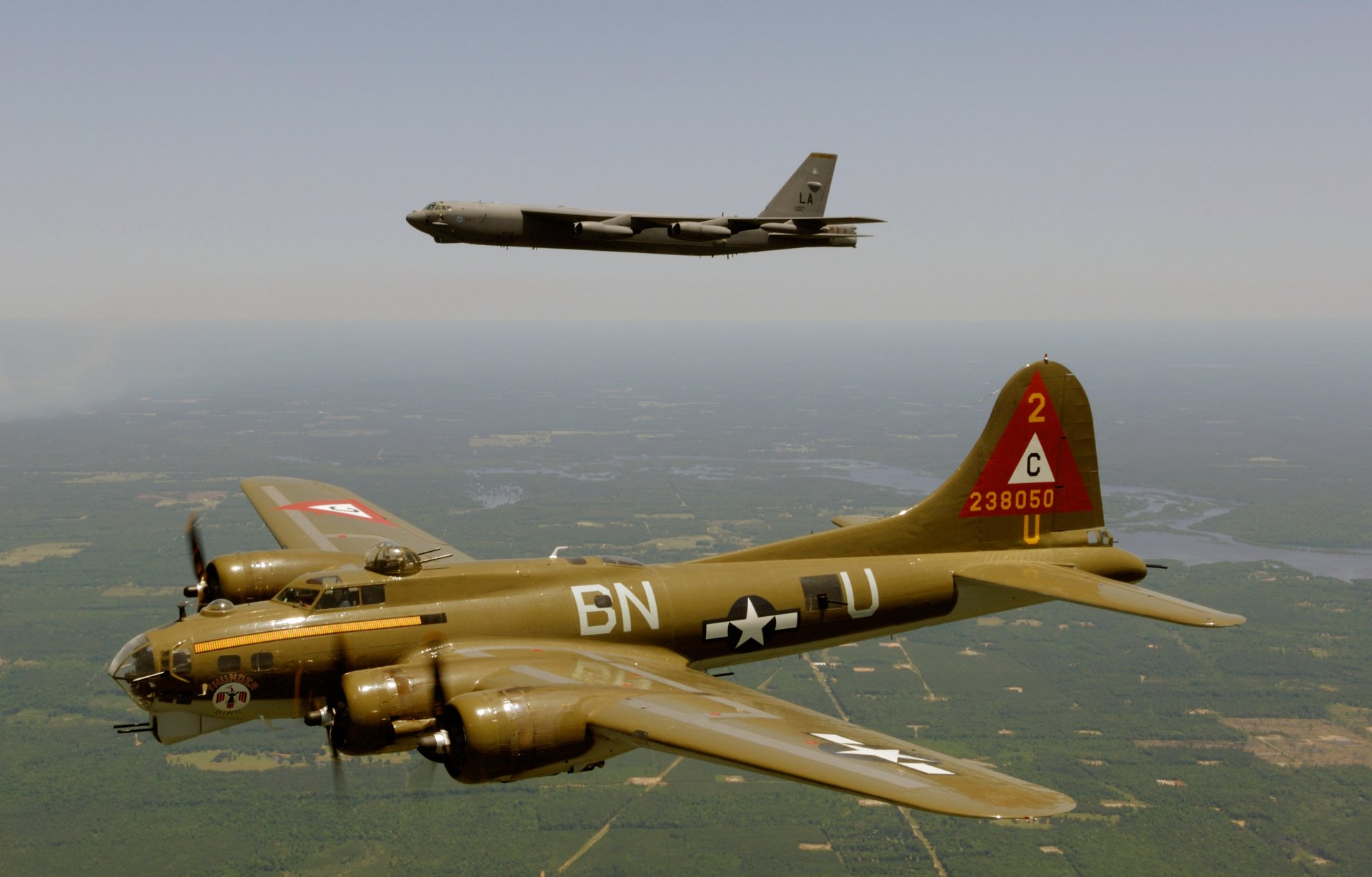 Download Boeing B-52 Stratofortress Military Boeing B-17 Flying ...