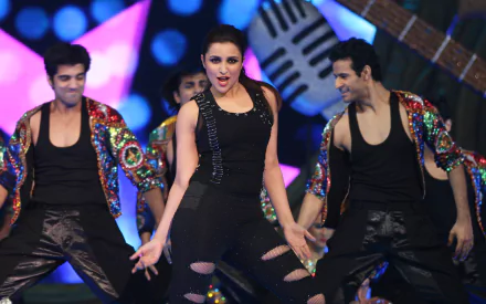 Celebrity Parineeti Chopra HD Desktop Wallpaper | Background Image