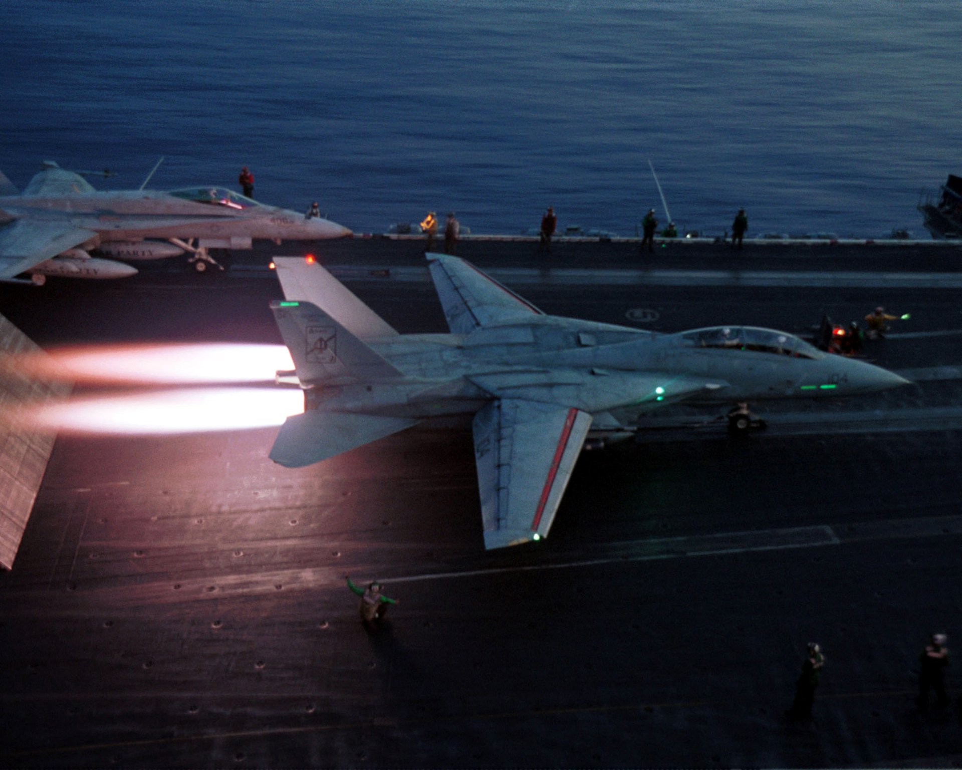 Grumman F-14 Tomcat HD Wallpaper | Background Image | 2100x1680