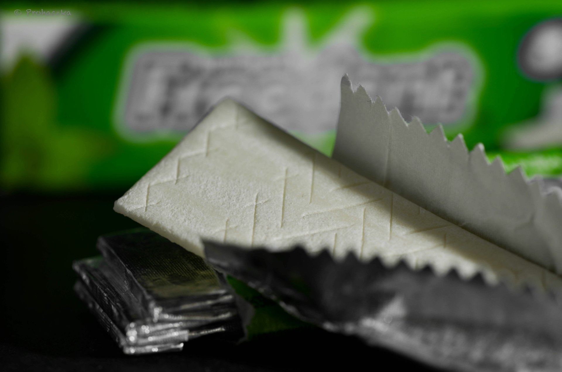 Download Man Made Chewing Gum 4k Ultra HD Wallpaper