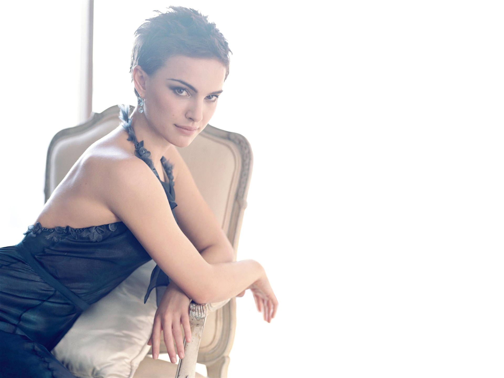 Download Celebrity Natalie Portman HD Wallpaper