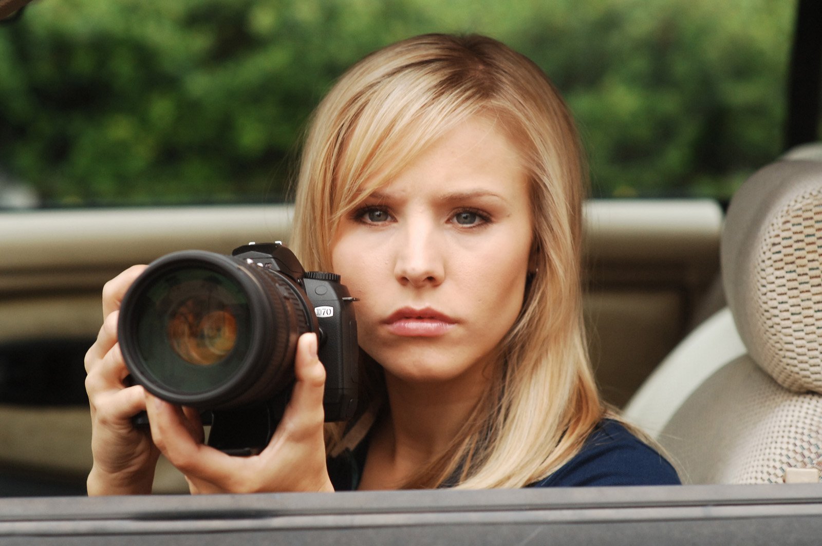 Download Kristen Bell TV Show Veronica Mars Wallpaper