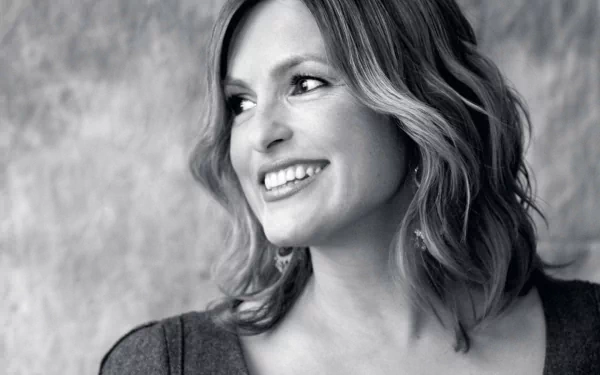Celebrity Mariska Hargitay HD Desktop Wallpaper | Background Image