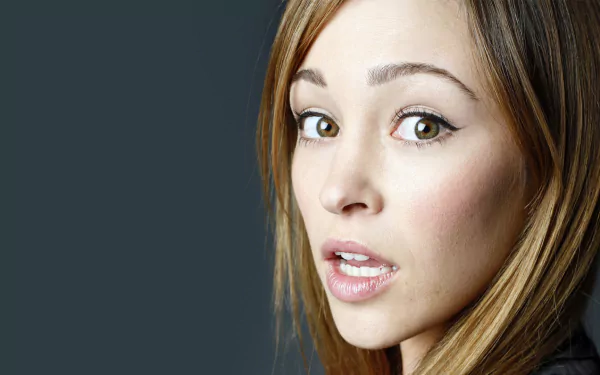 Celebrity Autumn Reeser HD Desktop Wallpaper | Background Image