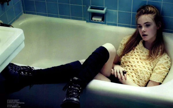 Celebrity Elle Fanning HD Desktop Wallpaper | Background Image