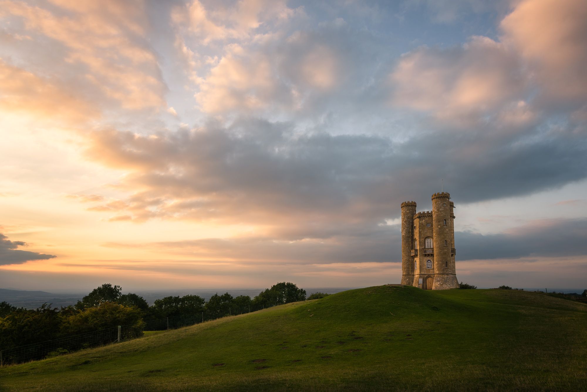 Man Made Broadway Tower, Worcestershire HD Wallpaper