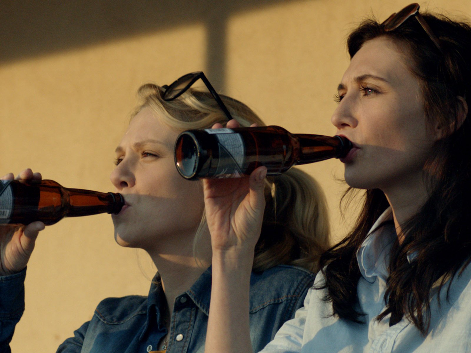 Download Jelka Van Houten Carice Van Houten Movie Jackie (2012) Wallpaper