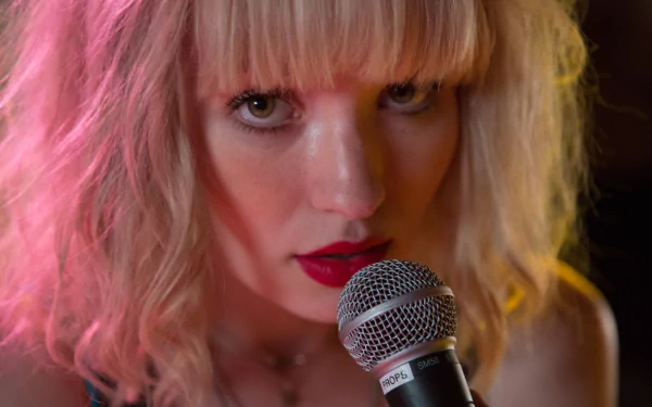 Emily Browning movie plush HD Desktop Wallpaper | Background Image