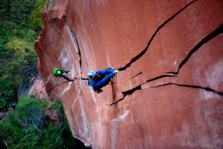 climbing Sports HD Desktop Wallpaper | Background Image