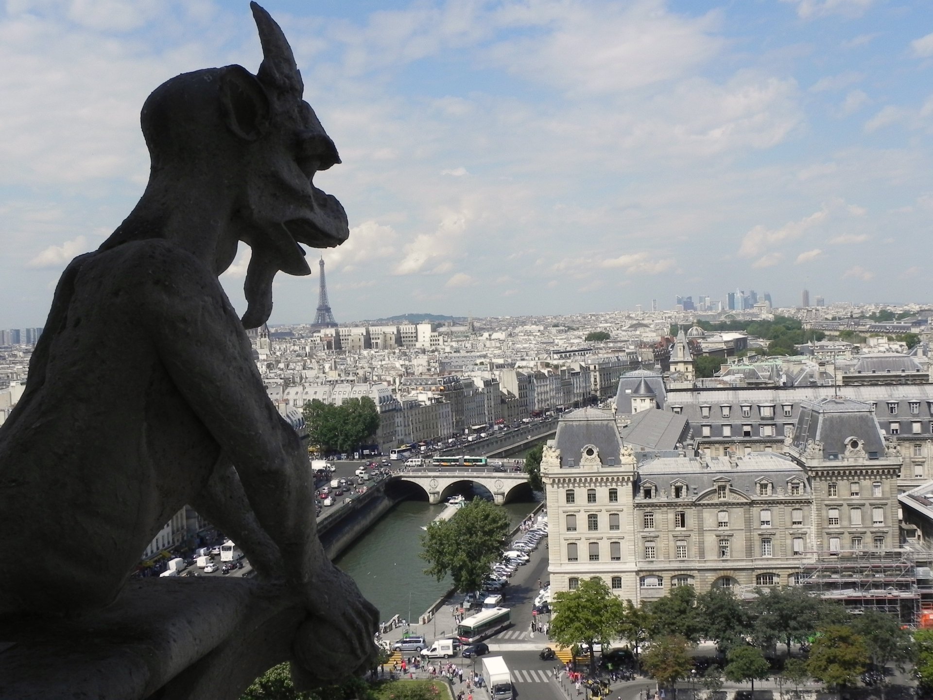 Gargoyle HD Wallpaper