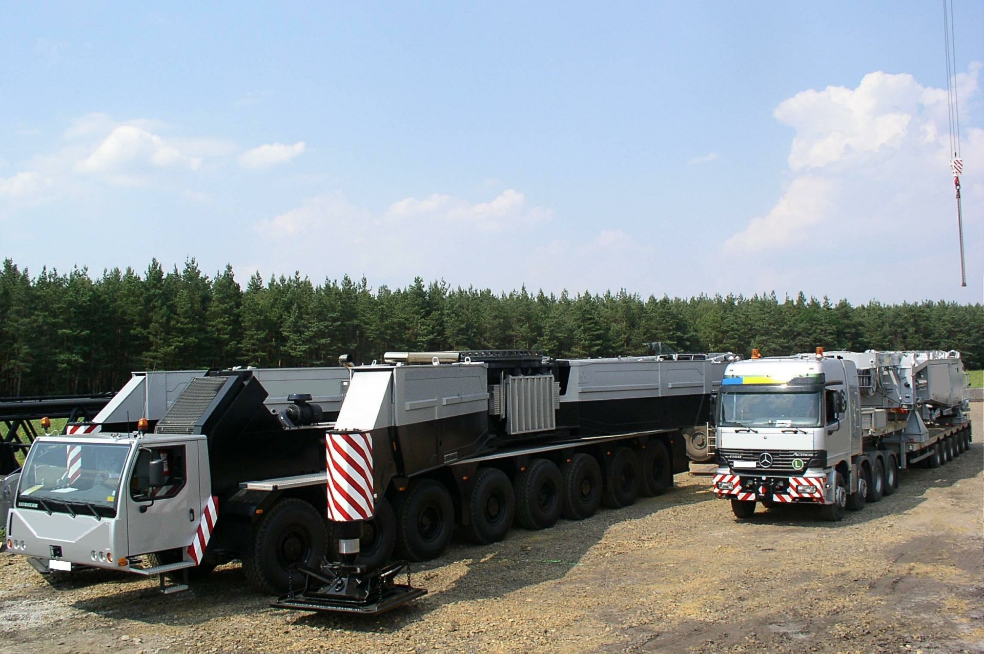 Download Vehicle Liebherr LG 1750 HD Wallpaper