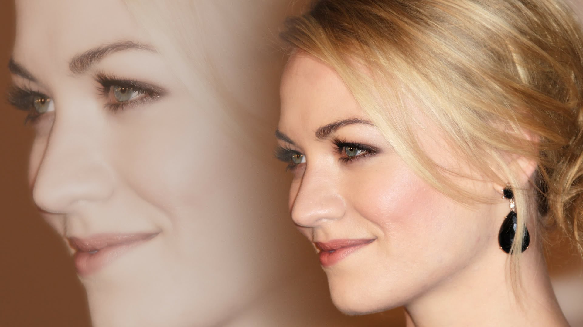 Download Celebrity Yvonne Strahovski HD Wallpaper