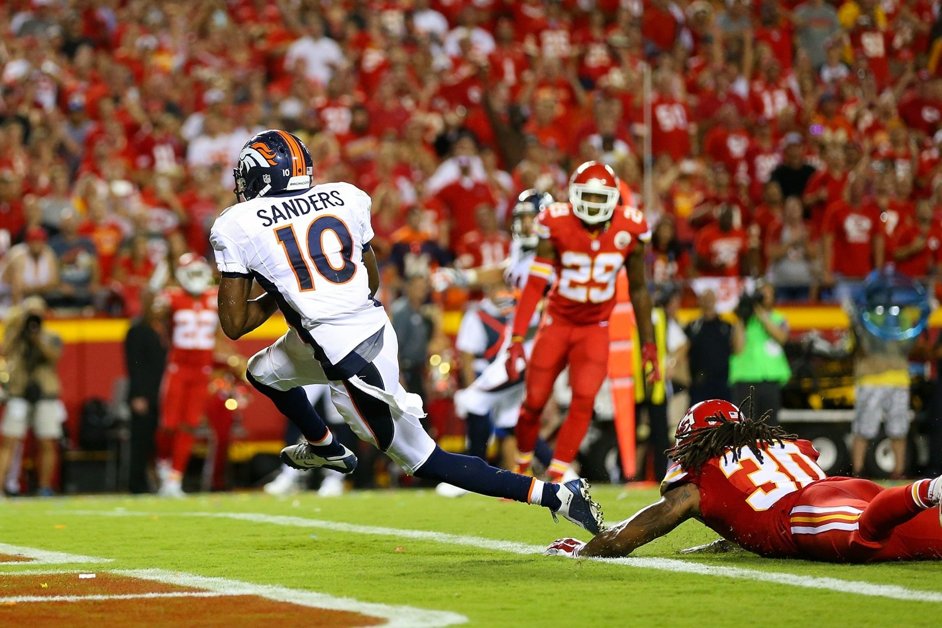 Download Denver Broncos Sports HD Wallpaper