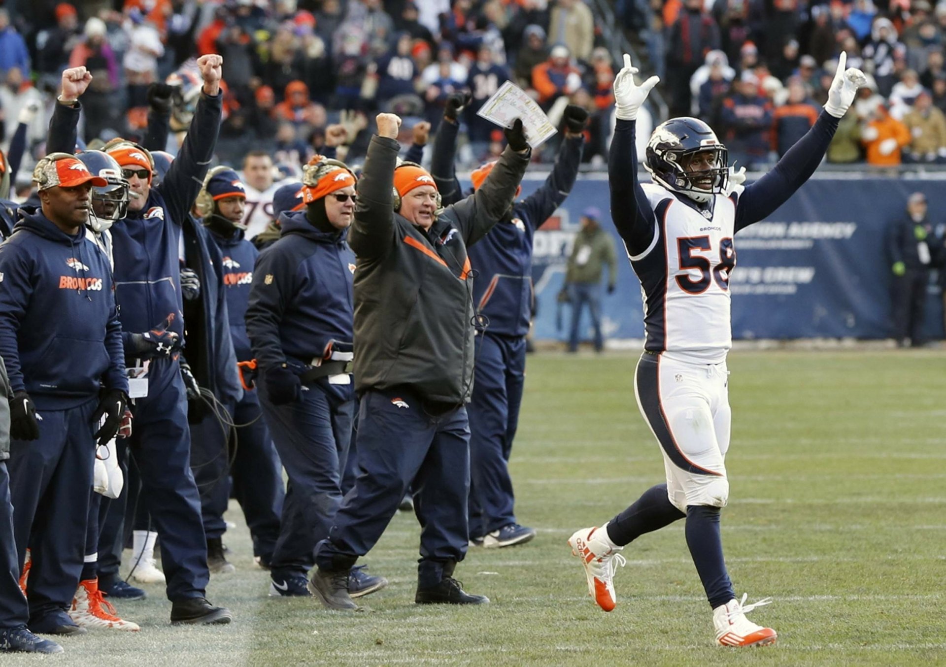 Download Denver Broncos Sports HD Wallpaper