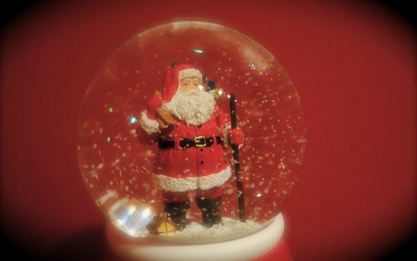 Holiday Christmas Santa Snow Globe HD Wallpaper | Background Image