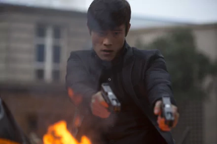Han Cho Bai Lee Byung-hun movie RED 2 HD Desktop Wallpaper | Background Image