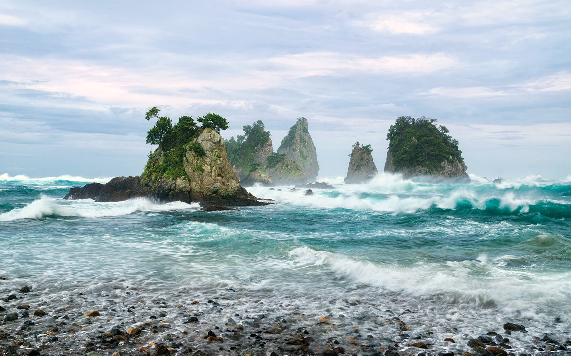 ocean-rocks-in-japanese-sea