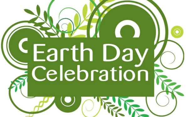 HD desktop wallpaper featuring a green-themed Earth Day celebration design with leaves and circular patterns, highlighting the holiday’s environmental focus.