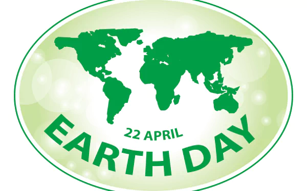 4K Ultra HD desktop wallpaper featuring a green world map inside an oval with 22 April Earth Day text, celebrating the Earth Day holiday.