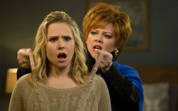 Kristen Bell Melissa McCarthy movie The Boss HD Desktop Wallpaper | Background Image