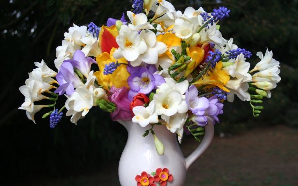 Man Made Flower Vase Freesia Crocus Bouquet White Flower Pitcher HD Wallpaper | Background Image