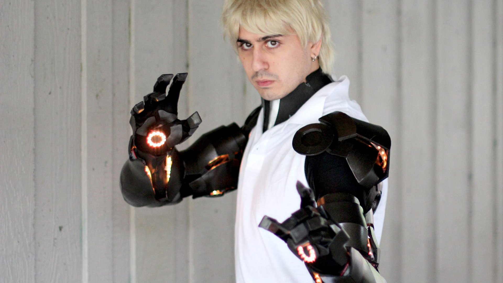 Download Man Cosplay HD Wallpaper