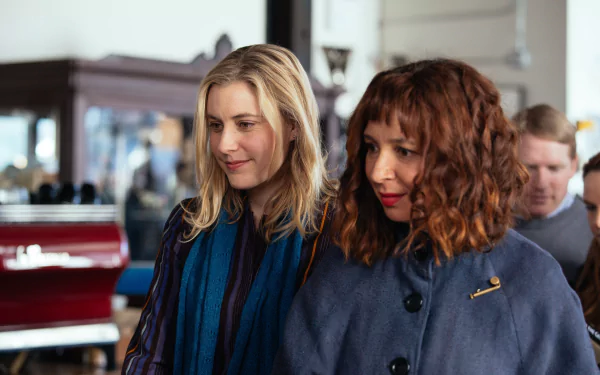 Greta Gerwig Maya Rudolph movie Maggie's Plan HD Desktop Wallpaper | Background Image
