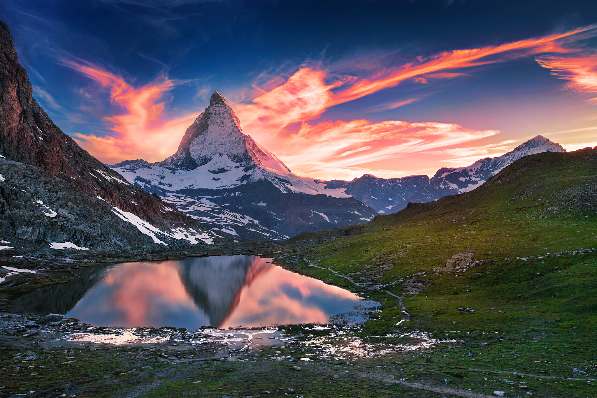 Matterhorn Dawn Stunning Reflection Over Swiss Lake HD Wallpaper Matterhorn Dawn Stunning Reflection Over Swiss Lake HD Wallpaper