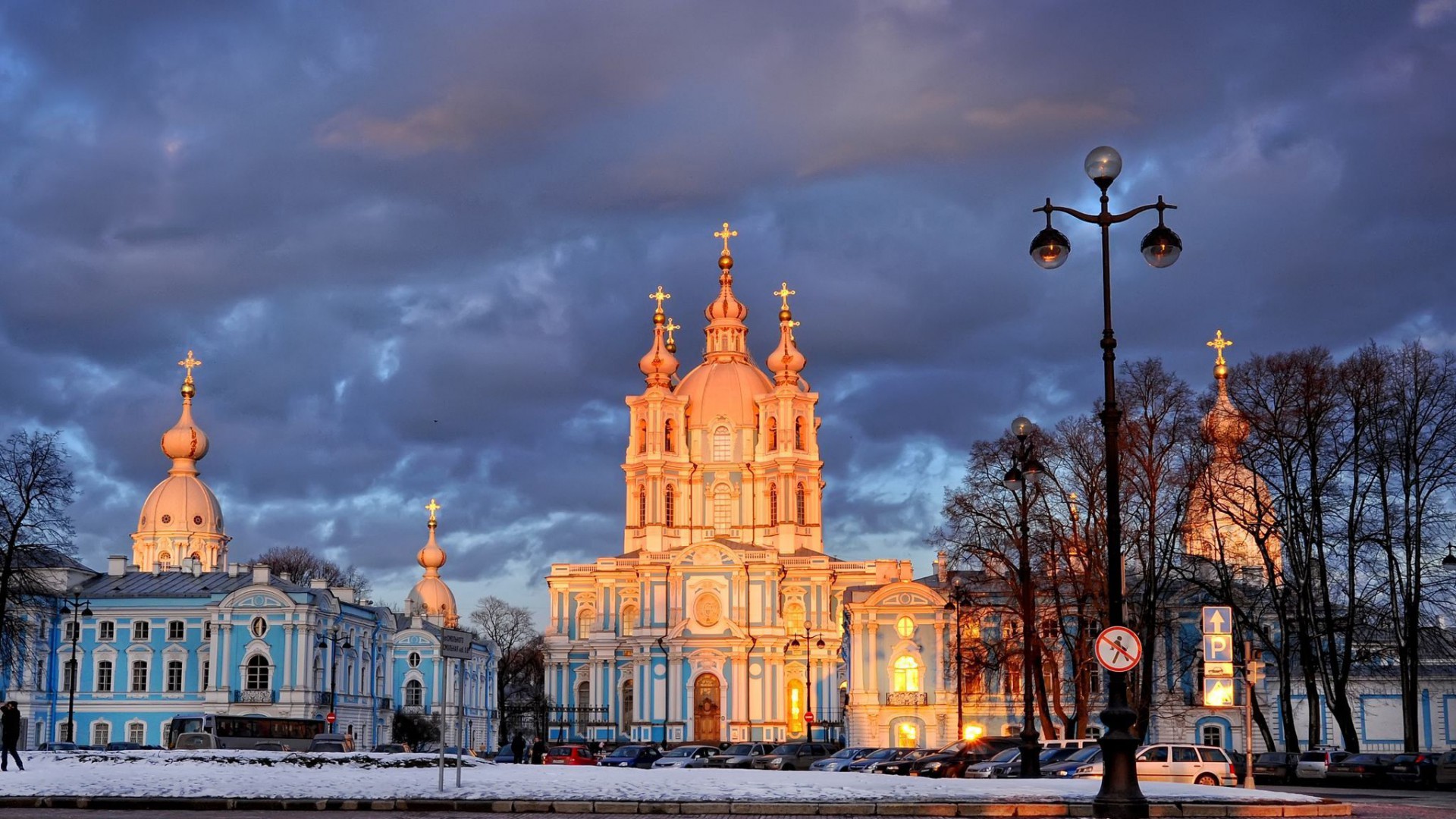 Religious Smolny Cathedral HD Wallpaper | Background Image