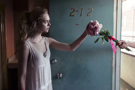 Elle Fanning movie The Neon Demon HD Desktop Wallpaper | Background Image