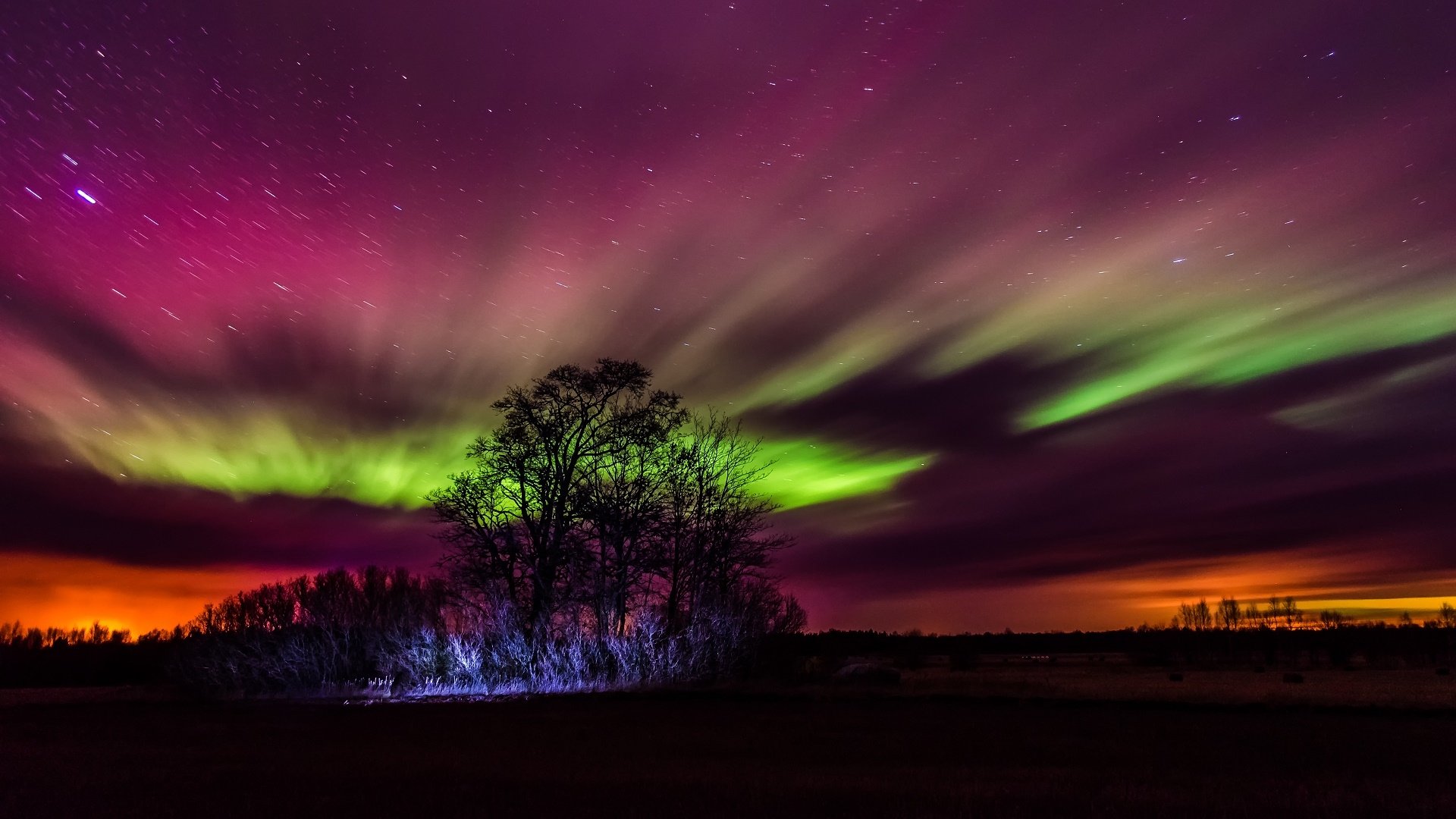 Featured image of post Aurora Boreale Sfondo Desktop Hd S alcuni siti web offrono modelli gratuiti mentre gli altri ti faranno pagare una piccola tassa