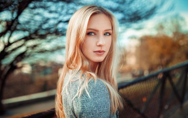 Women Eva Mikulski Model Blonde Blue Eyes Bokeh HD Wallpaper | Background Image