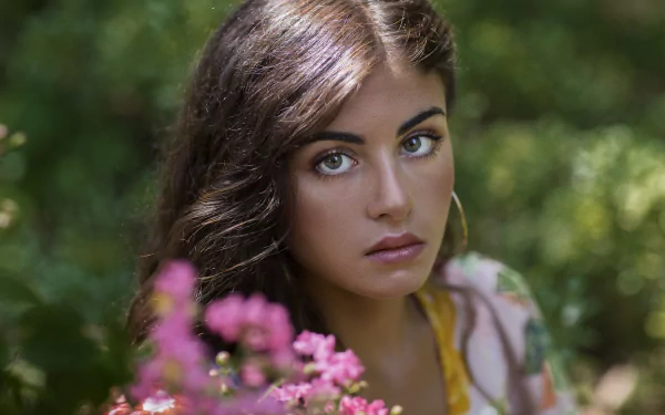 hazel eyes bokeh brunette model woman face HD Desktop Wallpaper | Background Image