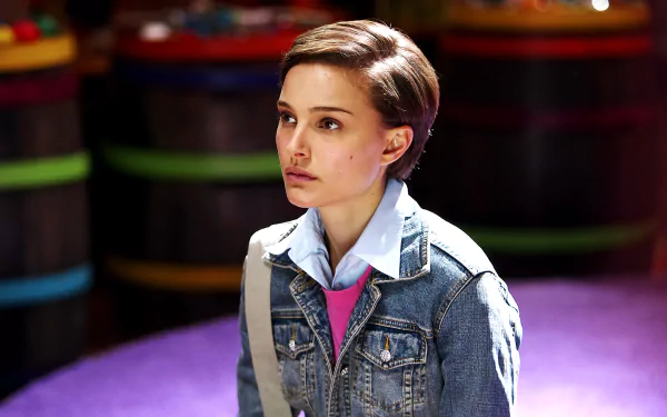 Actress (identity not confirmed) from Mr. Magorium's Wonder Emporium, wearing a denim jacket and satchel, thoughtful expression — 4K Ultra HD PC wallpaper.