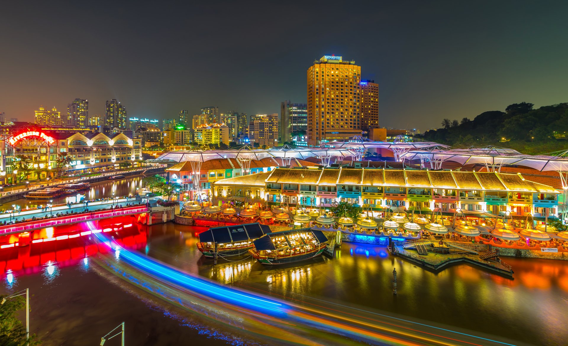 Singapore Nightscape: A 4K Ultra HD Time Lapse of River Life