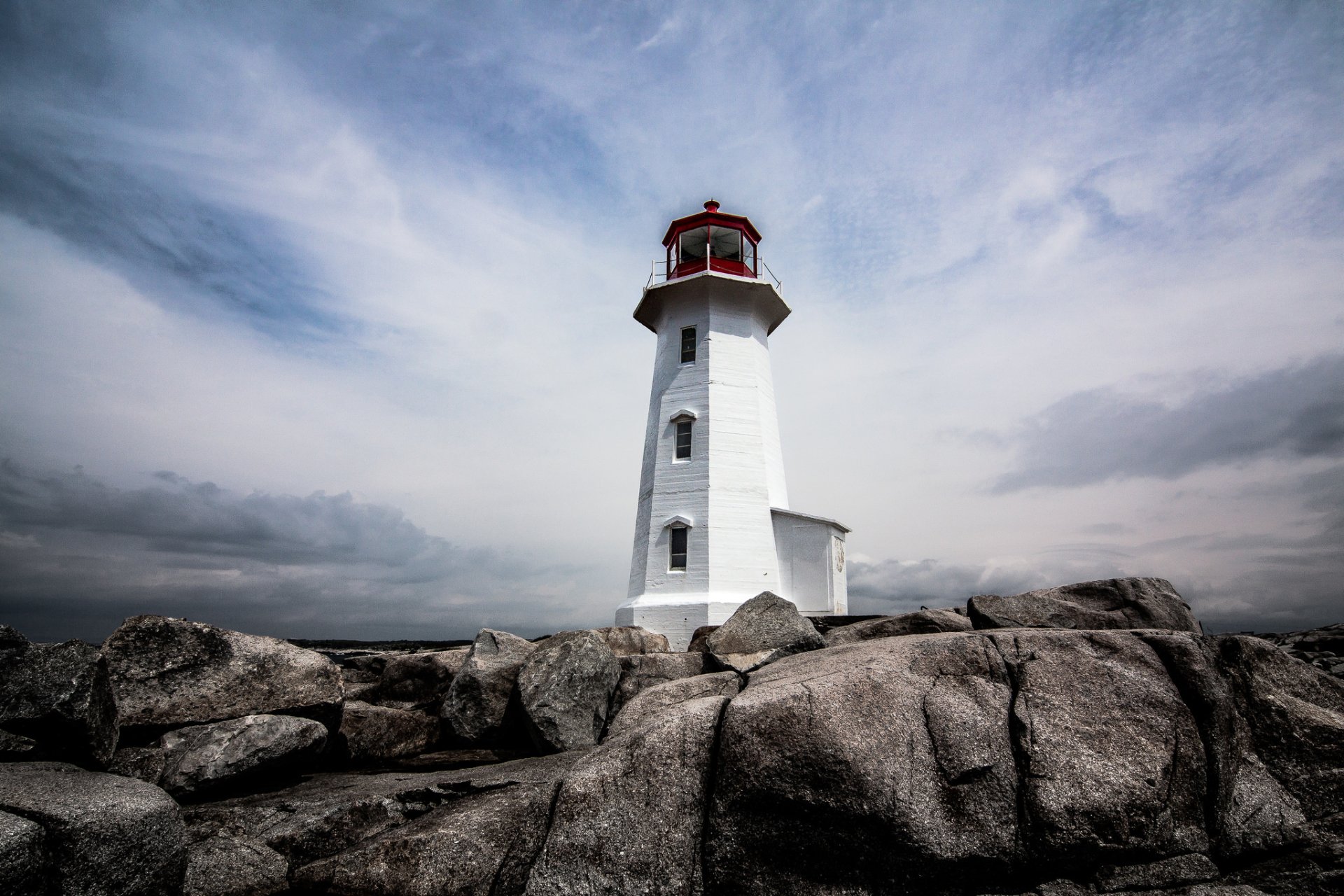 Download Man Made Lighthouse HD Wallpaper | 2048x1365 | Wallpaper Abyss