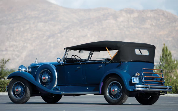  1931 Packard Deluxe Eight Sport Phaeton