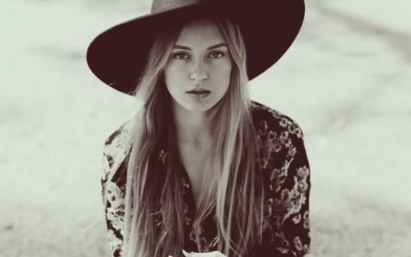 Women Model Black & White Hat HD Wallpaper | Background Image