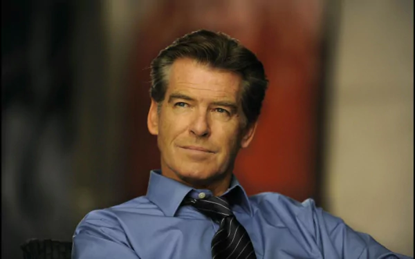 Celebrity Pierce Brosnan HD Desktop Wallpaper | Background Image
