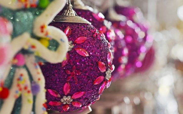 Holiday Christmas Christmas Ornaments Close-Up HD Wallpaper | Background Image