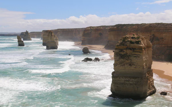  The Twelve Apostles, Great Ocean Road in Victoria, Australia.