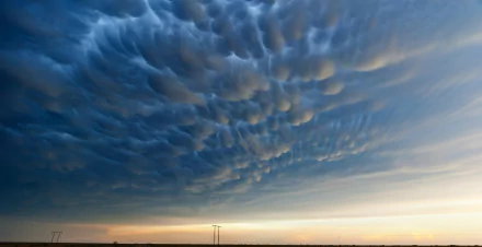  Clouds in a Meteorological Phenomenon