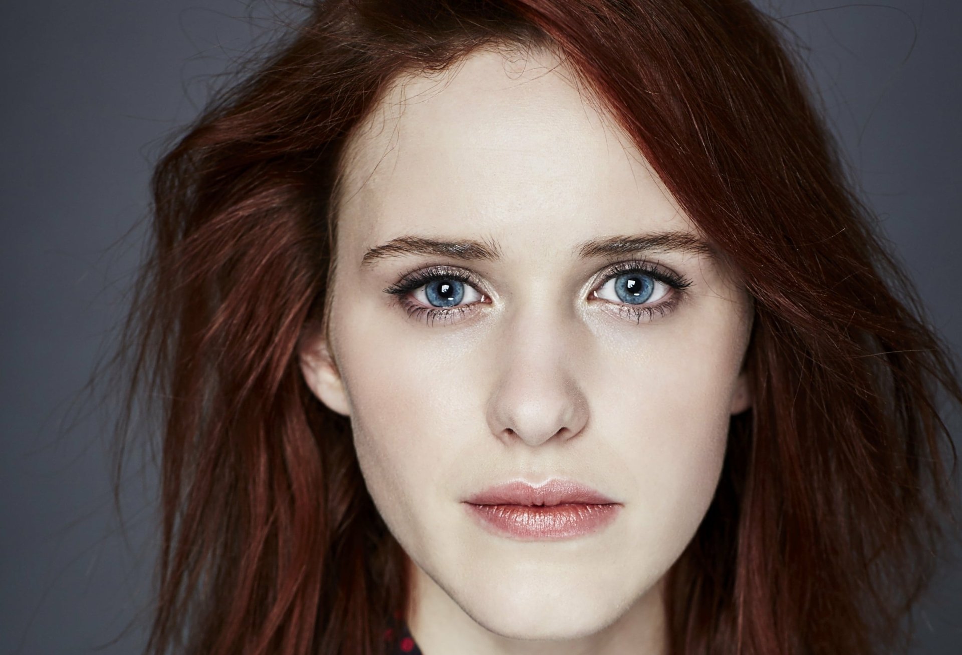 Celebrity Rachel Brosnahan Hd Wallpaper - vrogue.co