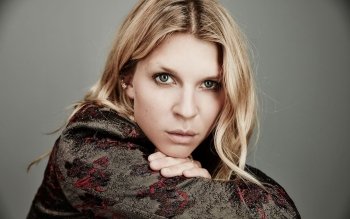 43 Clemence Poesy Hd Wallpapers Background Images Wallpaper Abyss Images, Photos, Reviews