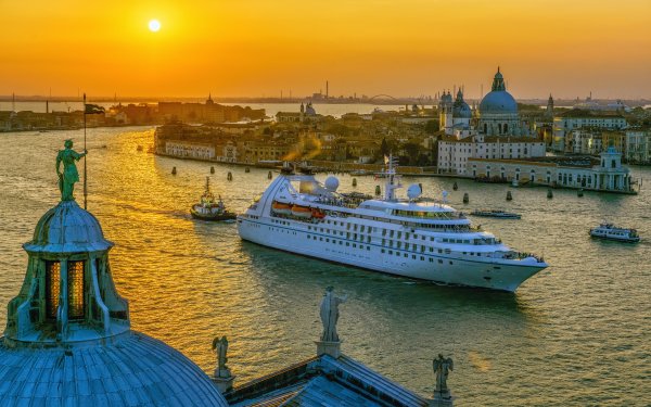 166 Cruise Ship HD Wallpapers | Background Images - Wallpaper Abyss