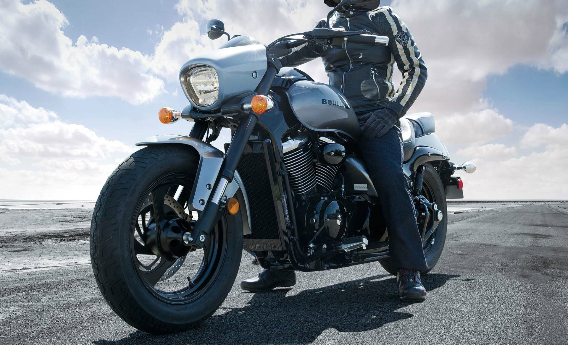 Download Vehicle Suzuki Boulevard M50 HD Wallpaper